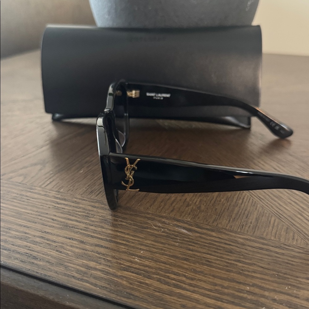 SAINT LAURENT 56mm Cat Eye Sunglasses, BRAND NEW, Black, $580 - Picture 6 of 10